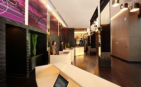 Radisson Suites Bangkok Sukhumvit